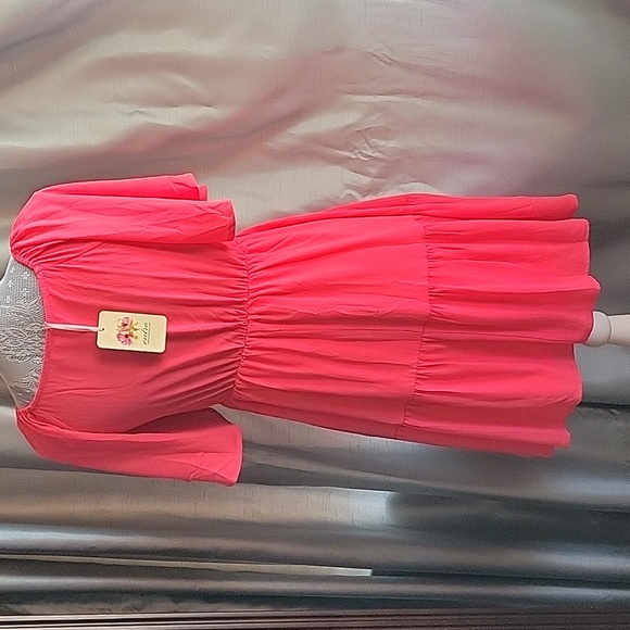 Entro Pink dress - Picture 2 of 5